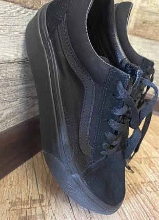 Чорні кеди vans