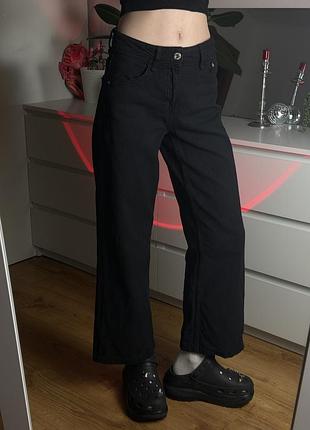 Чорні джинси wide leg