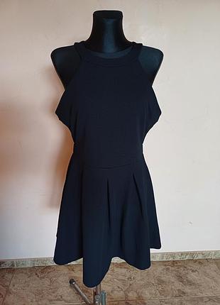 Элегантное черное платье blind date casual с американской проймой