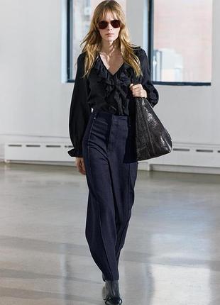 Блуза з воланами від zara