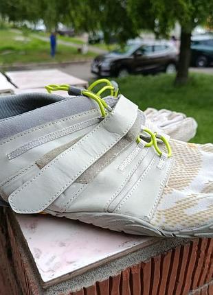 Профессиональные кроссовки-чешки vibram fivefingers v-train 2.0 (эксклюзивный образец)