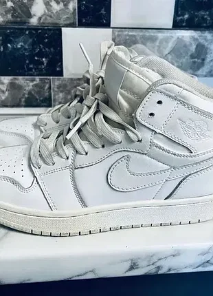 Кроссовки nike air jordan, оригинал.