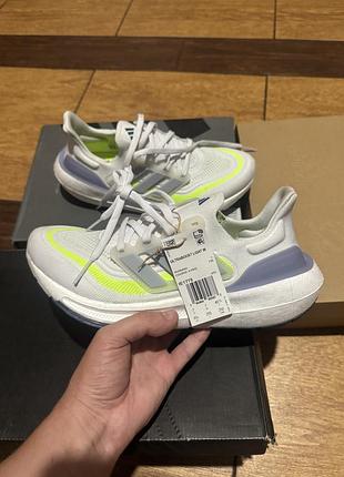 Кросівки adidas ultraboost light ie1775