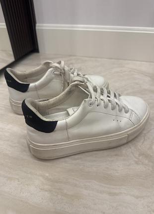 Кеди kurt geiger шкіряні білі 36 розміру