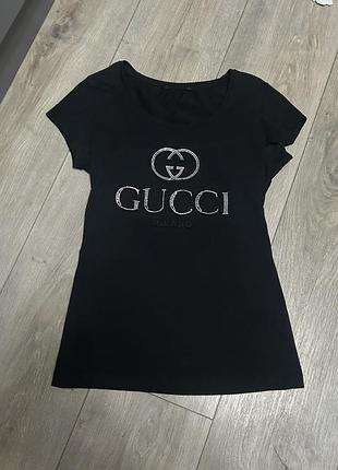 Футболка  gucci