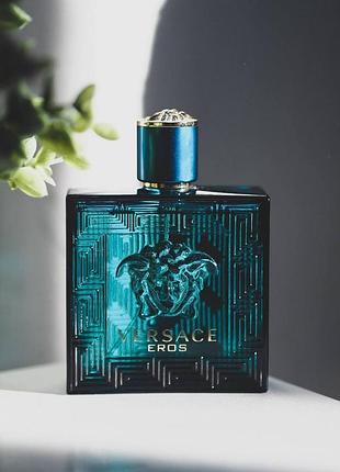 Versace eros