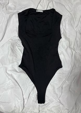 Чорне боді zara