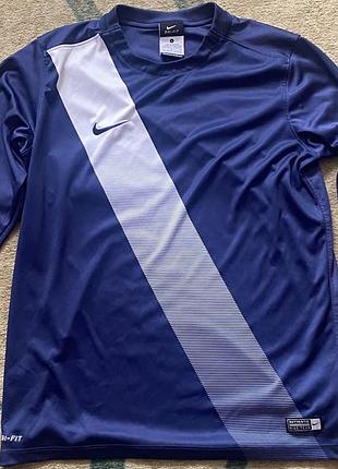 Продам nike dri-fit лонгслів, розмір l. хороший стан. легка спортивна тканина, підходить для тренувань і повсякденного носіння