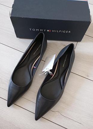 Шкіряни лодочки tommy