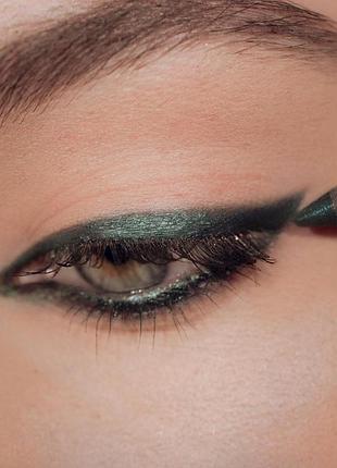 Олівець для очей victoria beckham beauty olive satin kajal liner