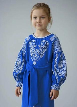 Святкова дитяча сукня з білою вишивкою синій, 134