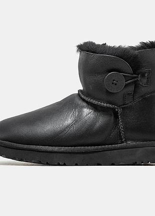 Женские зимние угги с мехом овчина, ugg black lather, высокая зимняя обувь с пуговицей,черные кожаные ботинки. 40