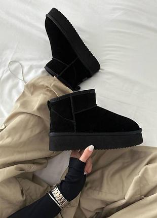 Женские зимние угги ugg ultra mini platform black,черные ботинки на высокой платформе, обувь на зиму на овчине 40