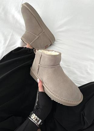 Женские зимние угги ugg ultra mini beige gray, замшевые женские ботинки, низкая обувь на меху овчина на зиму 38