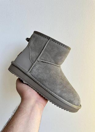 Жіночі зимові угги ugg mini grey beige, замшеві жіночі черевики, бежеве взуття на хутрі овчина на зиму угги міні
