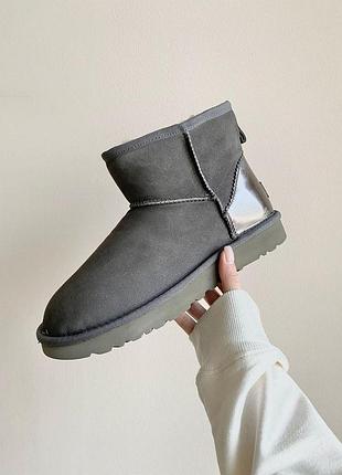 Жіночі сірі зимові угги ugg mini grey metallic, замшеві жіночі черевики, лакована п'ятка,взуття на хутрі овчина на зиму угги замш