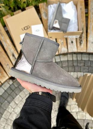Женские серые зимние угги ugg mini grey metallic, замшевые женские ботинки, лакированная пятка,обувь на меху 37