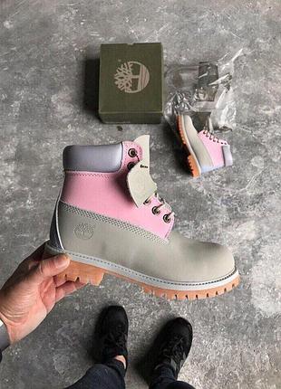 Женские зимние розовые ботинки timberland gray pink blue termo, серая кожаная обувь на меху овчина, тимберленд