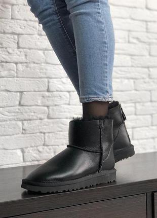 Женские зимние черные угги ugg mini zip black, кожаные ботинки на молнии, обувь на овчине мех мини зип 39