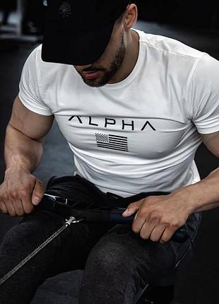 Футболка в американском стиле alpha белого цвета