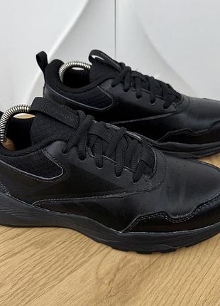 Оригінальні кросівки reebok