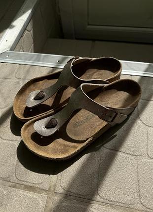 Birkenstock сандалі шльопанці