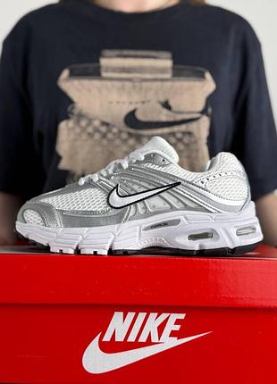 Nike air max moto 2k white silver