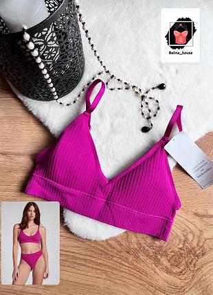 Яскравий топ від hunkemoller