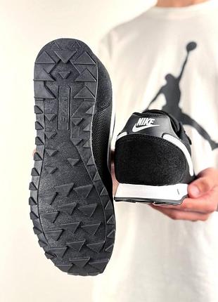 Nike md runner 2 black white 7
