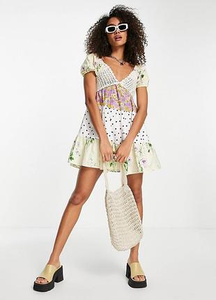 Літня міні сукня бебідолл з різнокольоровим принтом asos design