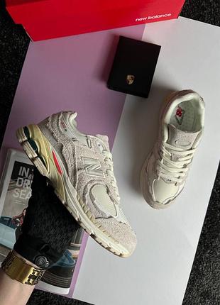 Женские кроссовки new balance 2002r new light grey beige
