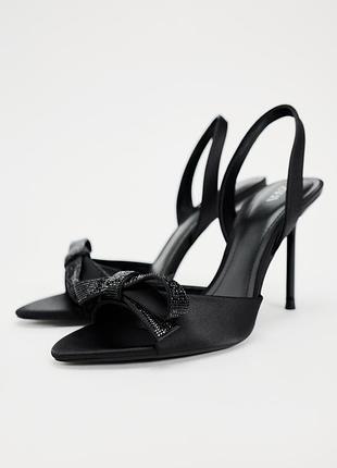 Zara босоніжки