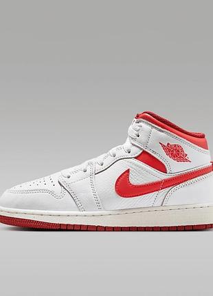 Кроссовки nike air jordan 1 mid se