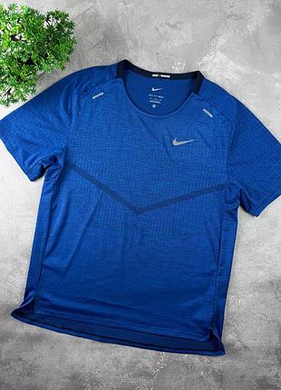 Nike running чоловіча спортивна футболка оригінал, розмір м