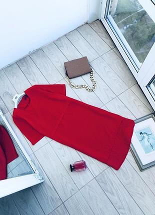 Платье boohoo с этикеткой