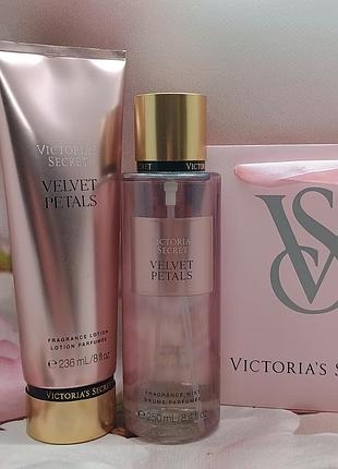 Подарочный набор velvet petals victoria’s secret.
оригинал из сша