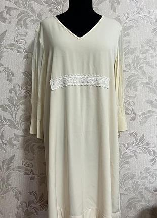 Twin set  локанічна сукня до колін