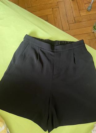 Шорти uniqlo