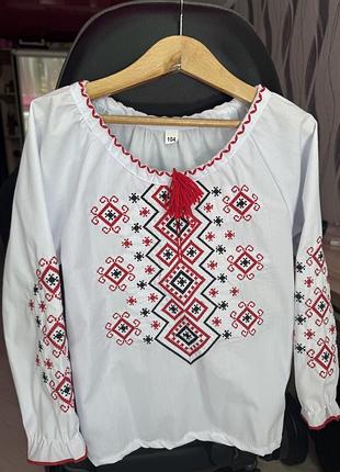 Вишиванка для дівчинки 104 см