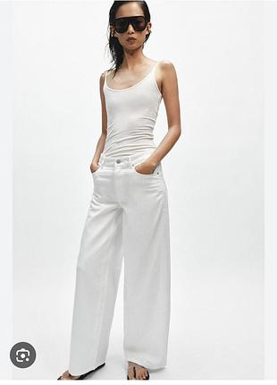 Стильные белые джинсы zara