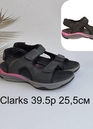 Кожаные босоножки clarks