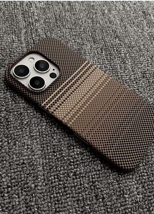 Чохол для iphone carbon magsafe premium стильний та надійний чохол для iphone з карбоновою текстурою та підтримкою magsafe.