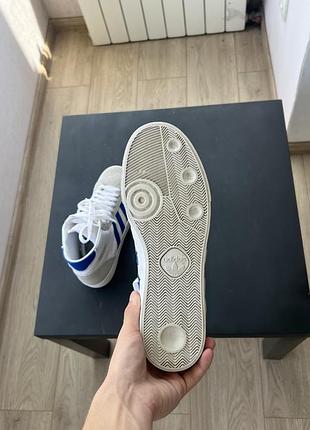 Кросівки adidas 8