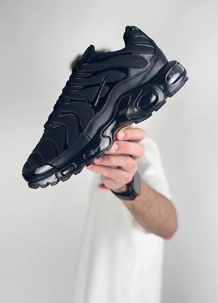 Nike air max plus all black 4