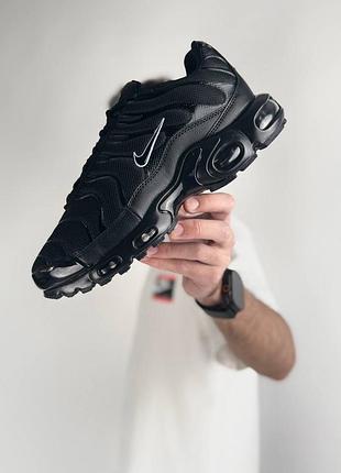 Nike air max plus black 4