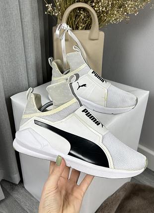 Оригінальні унісекс кросівки puma