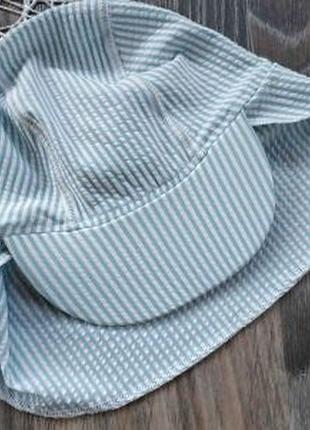 Дитяча сонцезахисна  кепка-легіонерка primark (також відому як кепка з захистом шиї).