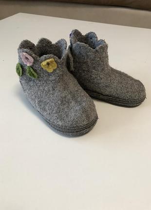 Капчики розмір 22/23