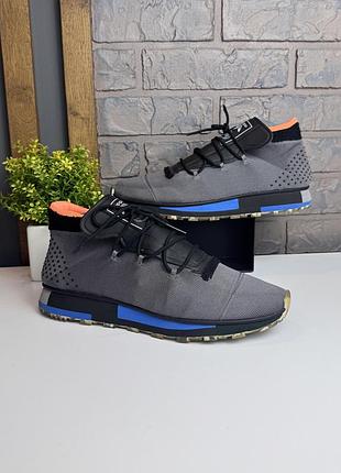 Чоловічі кросівки adidas розмір 44