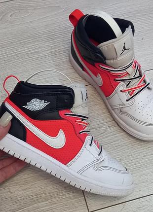 Кроссовки nike air jordan. оригинал 29,5р